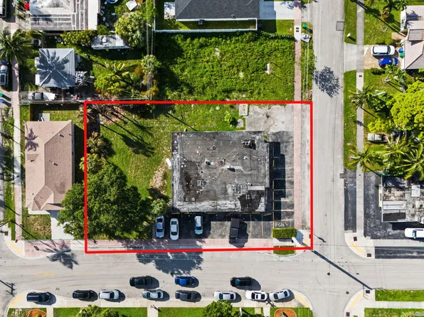 880 NW 25th Avenue, Fort Lauderdale, FL 33311