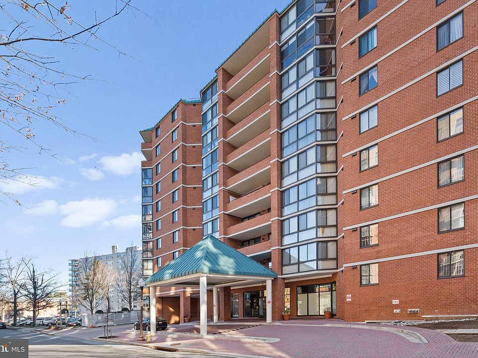 1st image of 1001 N Randolph St APT 804