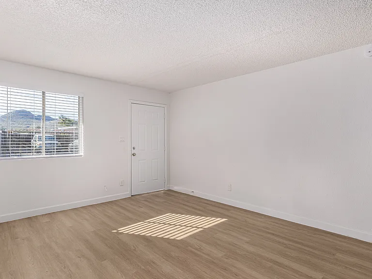 2623 E Greenway Rd #Phoenix 85032 — Photo 7