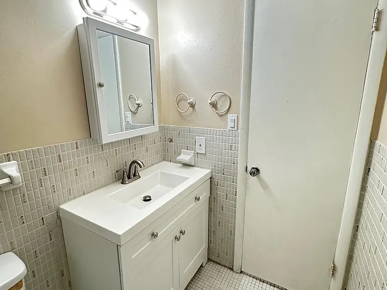 348 S Federal Hwy #10 — Photo 13