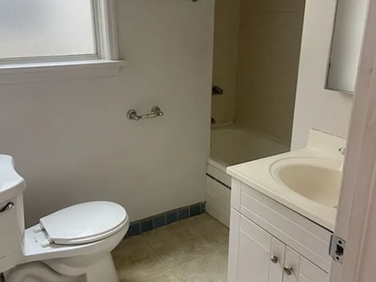 117 S Isabel St — Photo 32