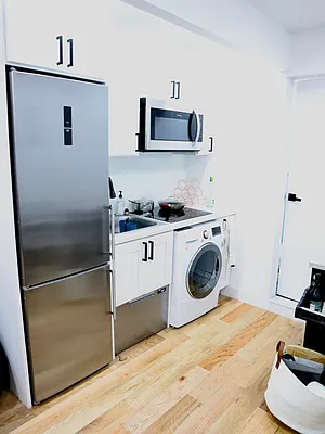 Rented by Corcoran | media 15