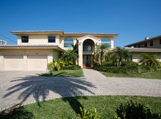 601 Palm Dr, Hallandale Beach, FL 33009