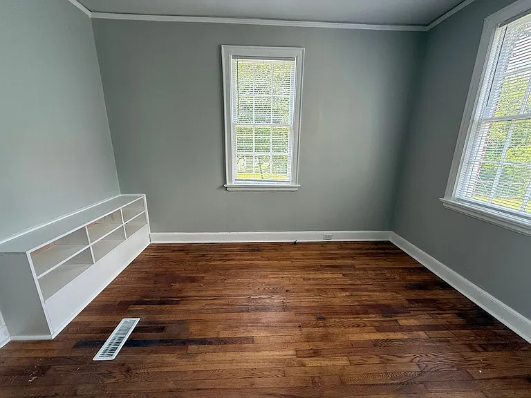 3428 Rosewood Dr — Photo 15