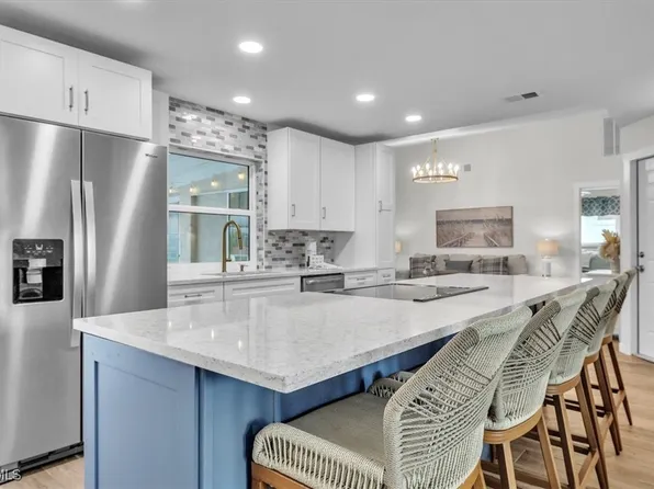 1113 SE 17th St, Cape Coral, FL 33990