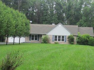 4017 Locust Grove Rd, Trafalgar, IN 46181