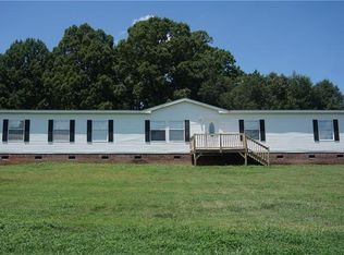 1510 Oak Terrace Dr, Dallas, NC 28034