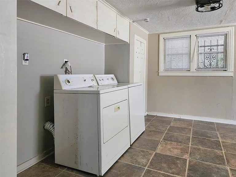 6306 Stillman St — Photo 11