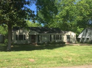 738 Cedarhurst Rd, Jackson, MS 39206
