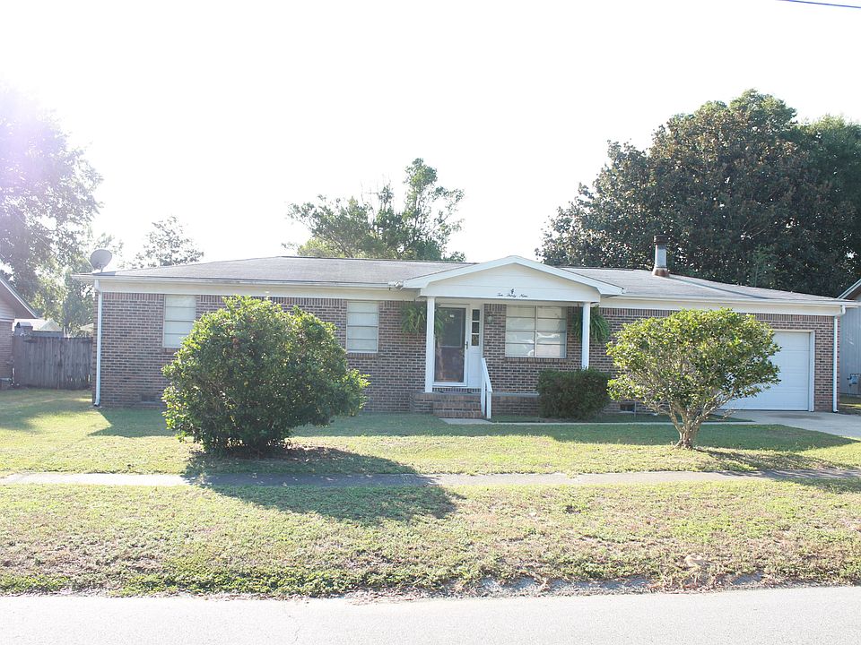 1st image of 1039 Hickory Ave