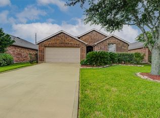 8319 Silent Deep Dr, Rosenberg, TX 77469