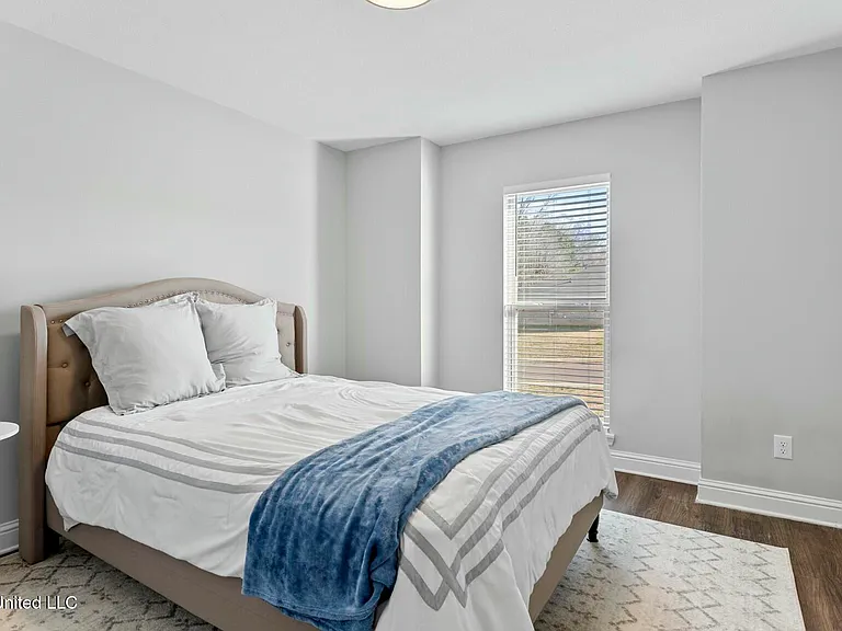 572 Silver Hill Dr — Photo 25