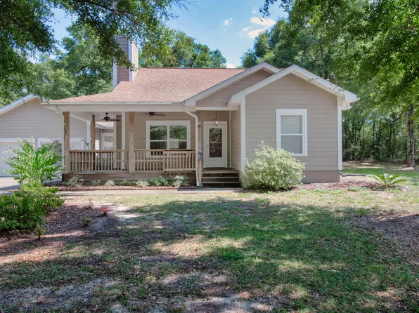 546 Peacock Rd, Defuniak Springs, FL 32433