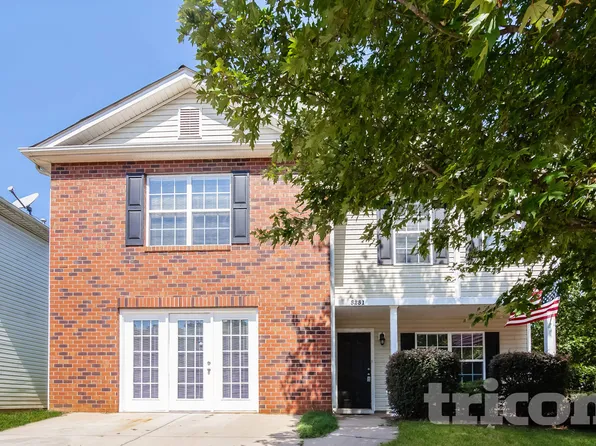 5251 Grays Ridge Dr, Charlotte, NC 28269