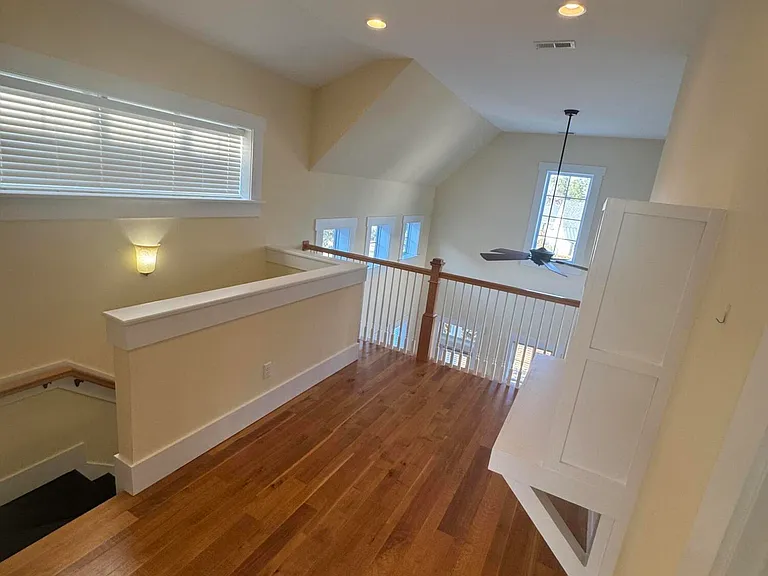 819 Meadowsweet Ln — Photo 30