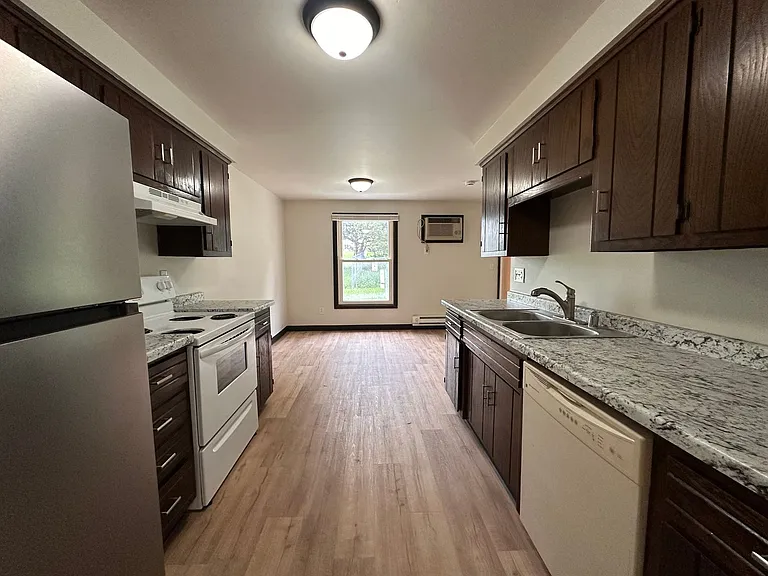 2261 Imperial Ln — Photo 8