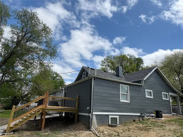 1317 Highly St, Saint Joseph, MO 64501