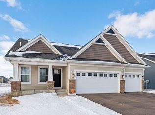 1454 Nutmeg Cir, Carver, MN 55315