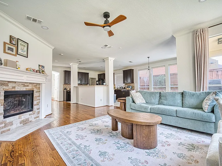 5513 Amber Way — Photo 9
