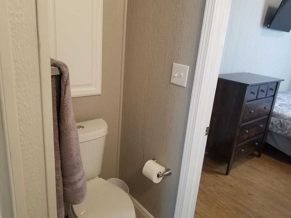 2nd image of 4601 Rasco Ave #13