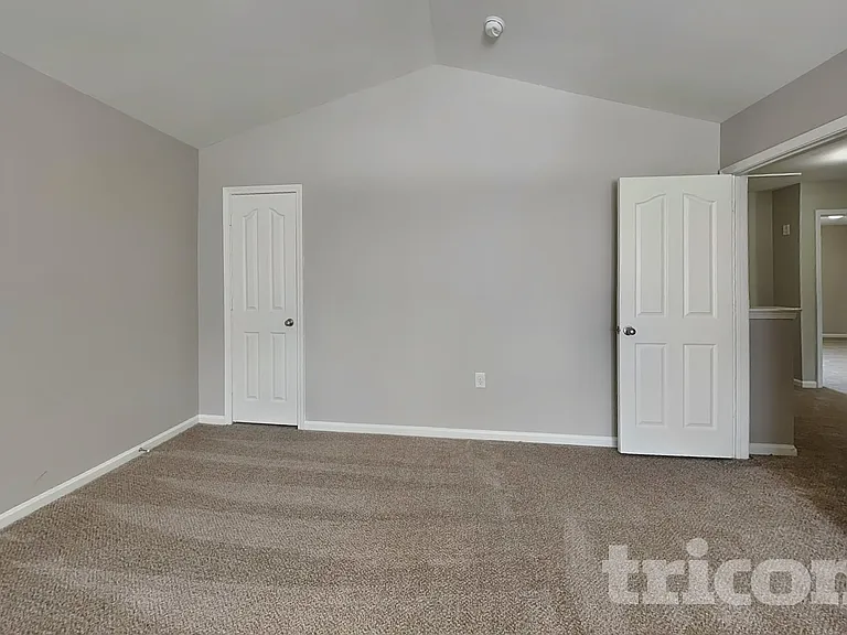 5251 Grays Ridge Dr — Photo 11