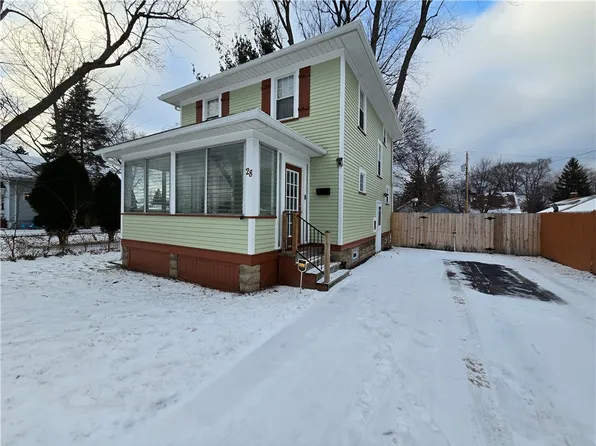 28 Worcester Rd, Rochester, NY 14616