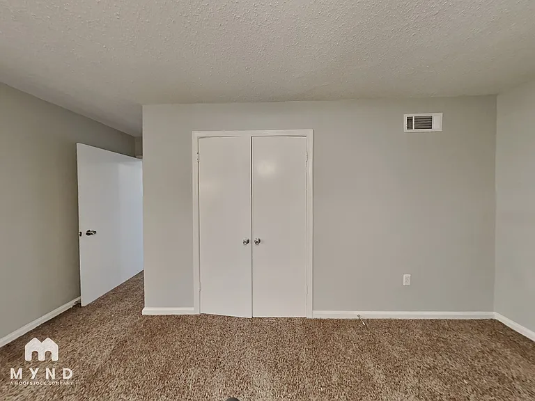 2569 Richwood St — Photo 11