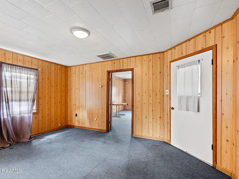 1008 Carol Comb Rd #2 — Photo 2