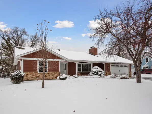 428 Saint Peter Ave, Delano, MN 55328