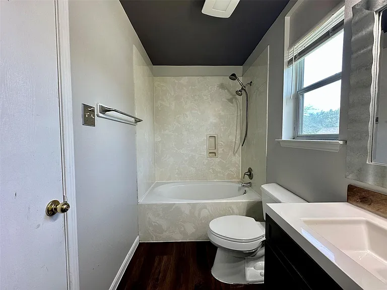 8607 Heather Bluff Ct — Photo 24