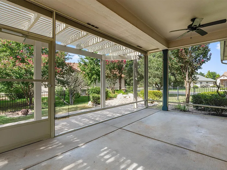 101 Dawson Trl — Photo 24