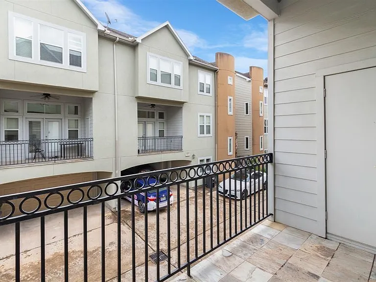 5734A Kansas St — Photo 14