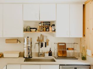 24 Noyes Neck Rd, Westerly, RI 02891