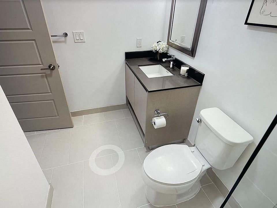 1st image of 200 S Biscayne Blvd #401