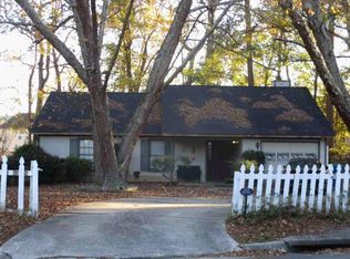 220 Gage Ct, Fairburn, GA 30213