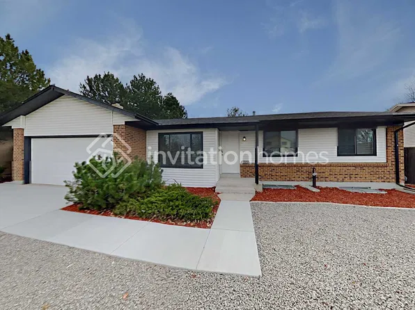 17258 E Greenwood Cir, Aurora, CO 80013