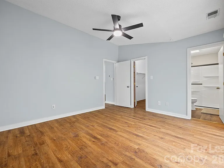 4130 Charlotte Hwy #L — Photo 21