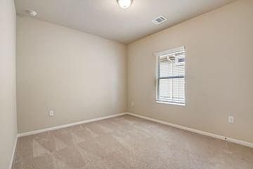 3rd image of 17005 Borromeo Ave
