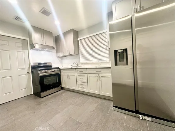 15746 Magnolia Blvd, Encino, CA 91436