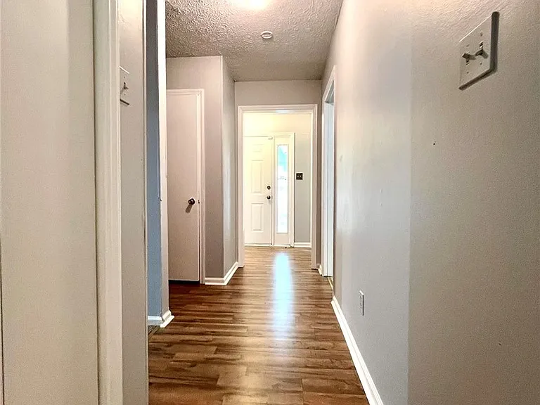 7013 Darnell St — Photo 26