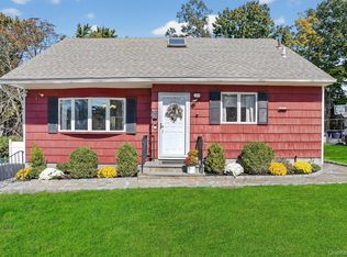 916 Bernard Rd, Peekskill, NY 10566