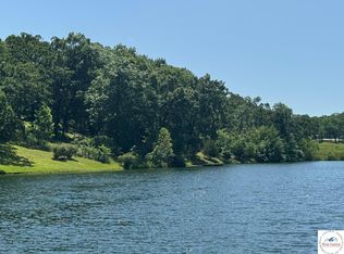 Hummingbird Ln, Warsaw, MO 65355