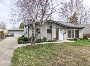 4459 Reader Dr, Warren, MI 48092