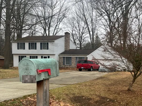 6499 Dalton Dr, Flushing, MI 48433