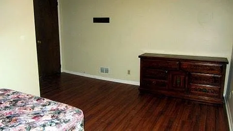 116 Rochelle Street — Photo 2
