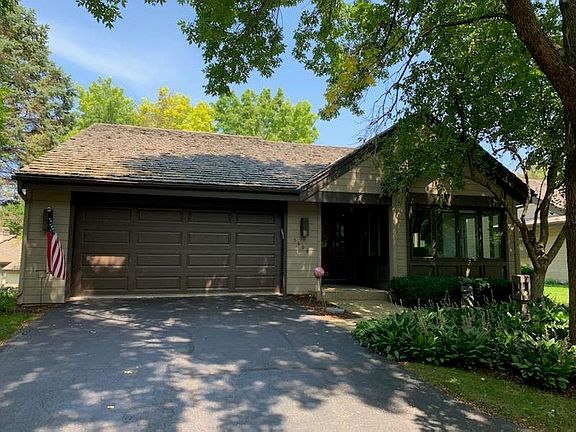2nd image of 5406 Winding Creek Pl