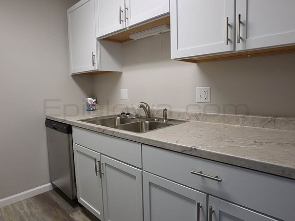 3rd image of 220 19th St NE #15819937