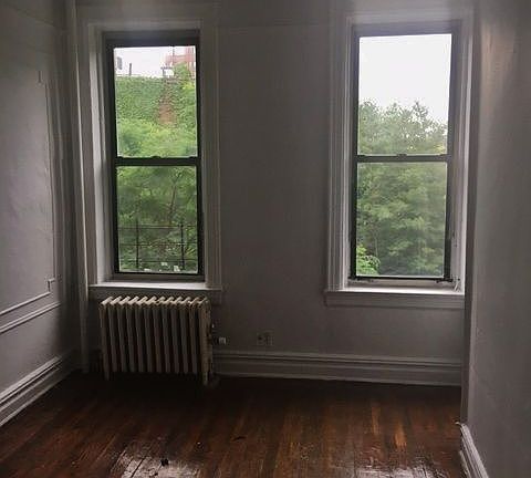 3rd image of 549 E 12th St APT 4C