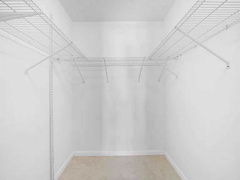 17570 Atlantic Blvd #306 — Photo 12