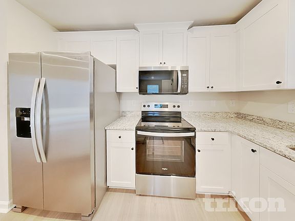 4th image of 25 Neuse Hollow Ct